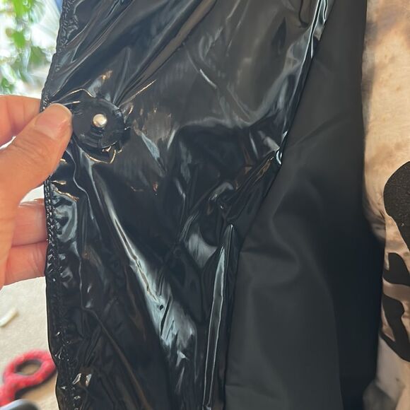 Cropped Puffer Jacket, size M - Picture 8 of 13